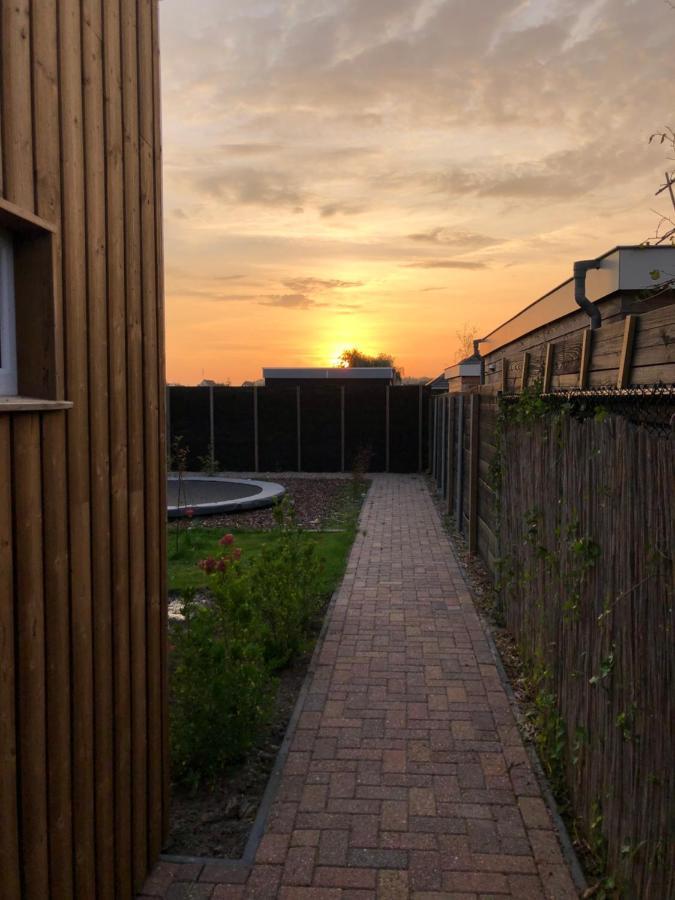 B&B Snurk Stiens, Fijn Verblijf Aan Open Vaarwater Екстериор снимка